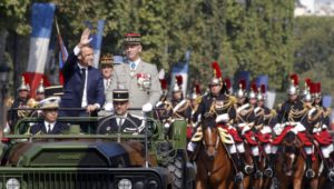 Τα απρόοπτα στην παρέλαση για την 14η Ιουλίου – News.gr